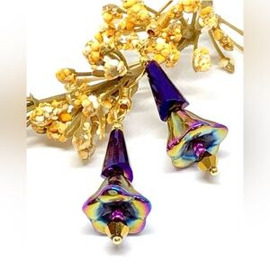 Iris Purple Blue Gold Bronze Metallic Glass Flower and Faceted Cone Earrings NWT